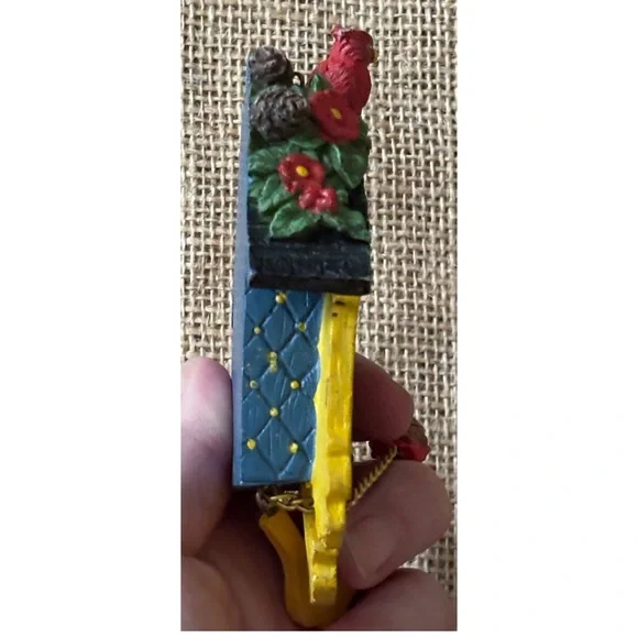 Vintage Resin Cuckoo Clock Christmas Ornament Folk Art Nordic Style Holiday - Picture 5 of 7